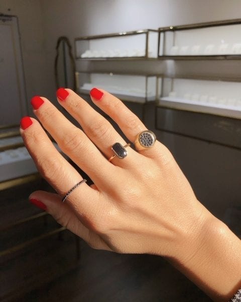 טבעת יהלום שחור אמרלד